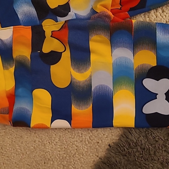 LulaRoe Mickey Mouse/Disney Legging OSFM - Picture 3 of 5